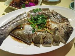 -嗨辣小聚·盘锦河蟹·海鲜烧烤龙虾(盘锦十年好店)