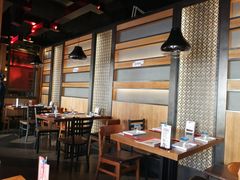 大堂-辣尚瘾·烤鱼·新川菜(交大直营店)