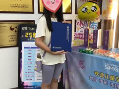 -小荧星艺校(大宁分校)