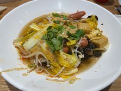 能喝汤的麻辣烫-甲乙饼·手工牛肉饼(东方广场店)