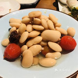 环境也很好,有在云南的感觉!