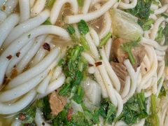 -鑫花溪牛肉米粉(印象水街都心荟店)