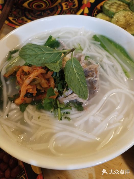 阿依云图片