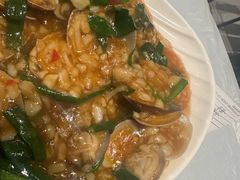 -肥肥虾庄·金牌油焖大虾(杨园滨江时代walk店)