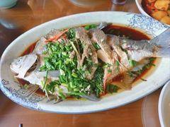 -芦茨金富饭庄·25年老字号·专做稻草鸡