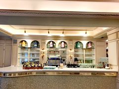 -The Diamond Jubilee Tea Salon at Fortnum & Mason