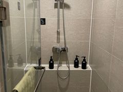 -杭州西湖湖滨银泰亚朵酒店