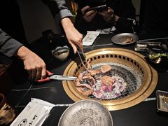 -山川小町·极番烧肉(新地假日广场店)