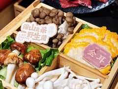 -廖掌柜·重庆鲜货火锅(上海首店)