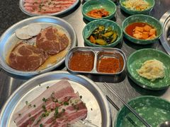 -欧巴炭烤肉오빠숯불구이(南京东路店)