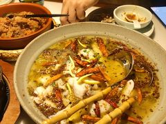 佬坛酸菜鱼（鲈鱼）-佬麻雀·剁椒鱼头(京基KK One店)