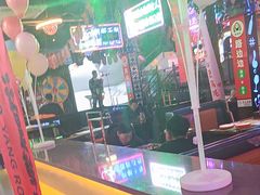 -路边边.炒菜烧烤.音乐餐厅(良乡长虹店)