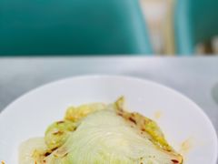 手撕莲包菜-姚姚酸菜鱼·金戈戈香港豉油鸡(喜荟城联名店)