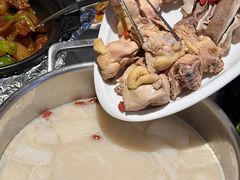 -煲王粤菜餐厅(中侨中心店)