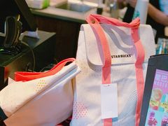 -星巴克臻选(南京艾尚天地店)