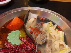 -大龙辣火锅·龙虾·烧烤(湖滨新天地店)