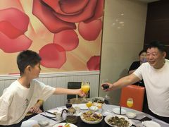-丰收日·小海鲜·沪上家宴(顾村正大店)