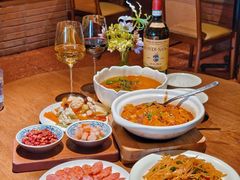 -肆海小川菜酒馆Wine Bistro (青年路店)