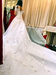 -艾米婚纱&婚礼策划