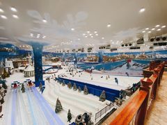 -长沙湘江冰雪世界