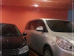 -虹桥天地-停车场