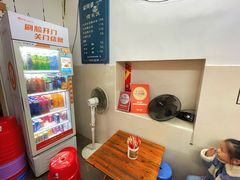 -梁阿婆廿年老牌扣肉糯米饭