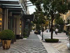 -比斯特上海购物村精品奥特莱斯