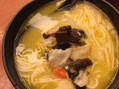 -三千粉牛肉米粉(来客茂店)