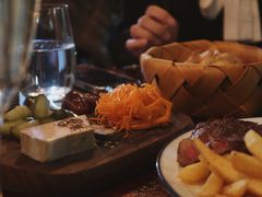 鹅肝-羽深肉铺 Steak & Wine