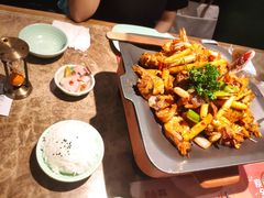 -炭舍干锅·烤鱼(扬名广场店)