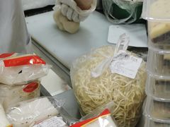 -上海虹口糕团(福州路店)