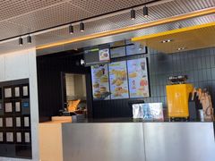 -麦当劳(滨河路DT店)