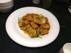 闫府第一福-闫府私房菜·百年鲁菜(恒隆店)