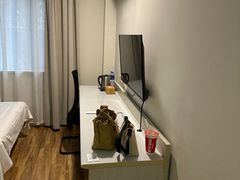 -艾豪森酒店(西安北大街地铁站店)