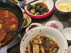 -富正毅三下锅·湘西韵味(天门山索道店)