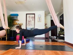 -Yvon yoga 瑜伽·精准体态管理中心