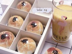 蛋黄酥-匡小敏手工烘培(大地金墅店)