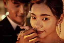 -雪中彩影婚纱摄影·微光艺术中心