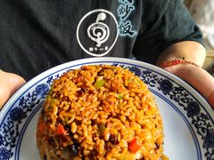 -蜗牛小馆醉乡民谣云南菜(惠新西里店)