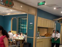 -绿草地·湘菜(7mall店)