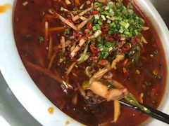 -兔行天下-鸿鹤鲜锅兔(中海国际店)