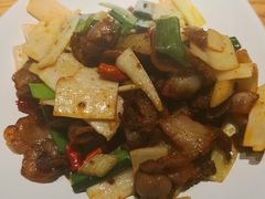 云南腊肉炒香笋-云海肴·汽锅鸡·云南菜(高德置地店)