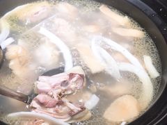 -润泽园椰子鸡(汇一城店)