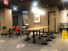 大堂-麦当劳(季平店)