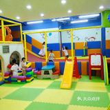 闲来无事，遛娃走起。[礼花]