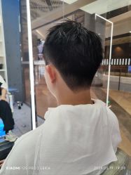 -PE SALON