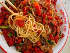 辣皮子肉拌面-托克逊老四号餐厅