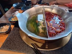 -湊湊火锅·茶憩(南京东路悦荟店)