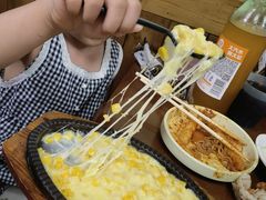 -亲昵春川鸡排(韩国美食街店)