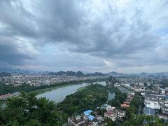 -叠彩山景区